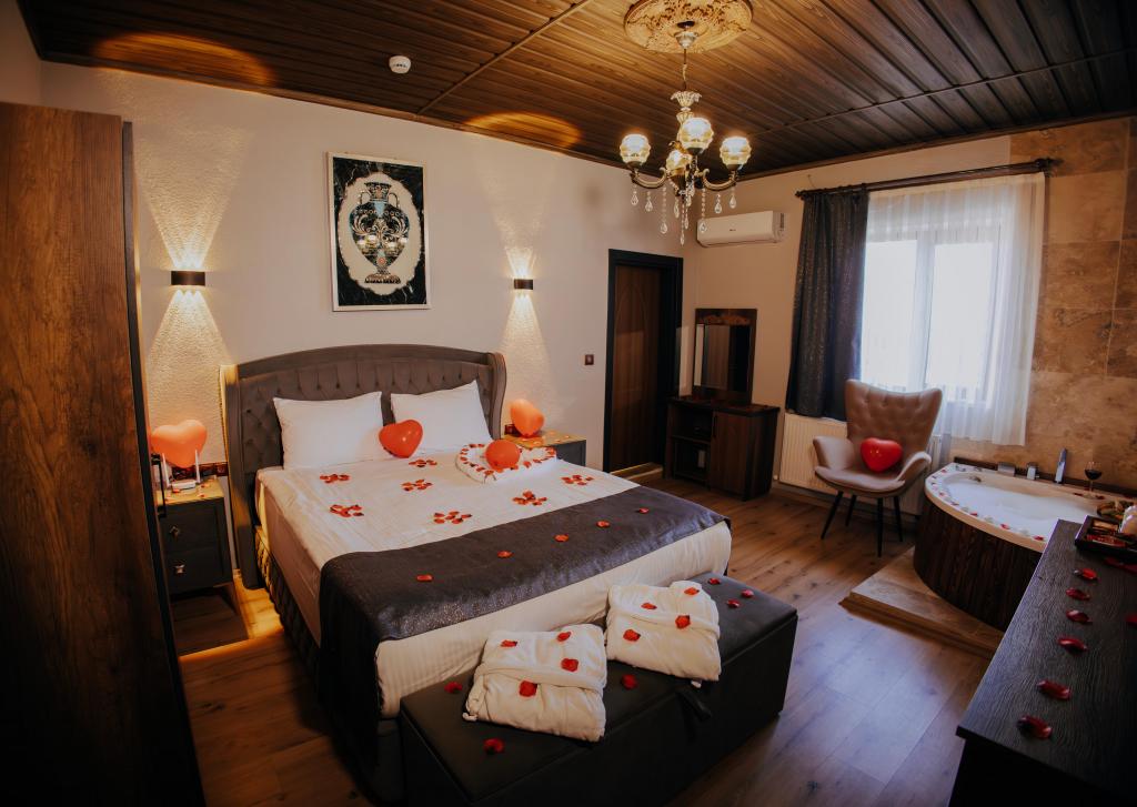 Deluxe Jakuzili Suite,Şehir Manzaralı,1. Kat