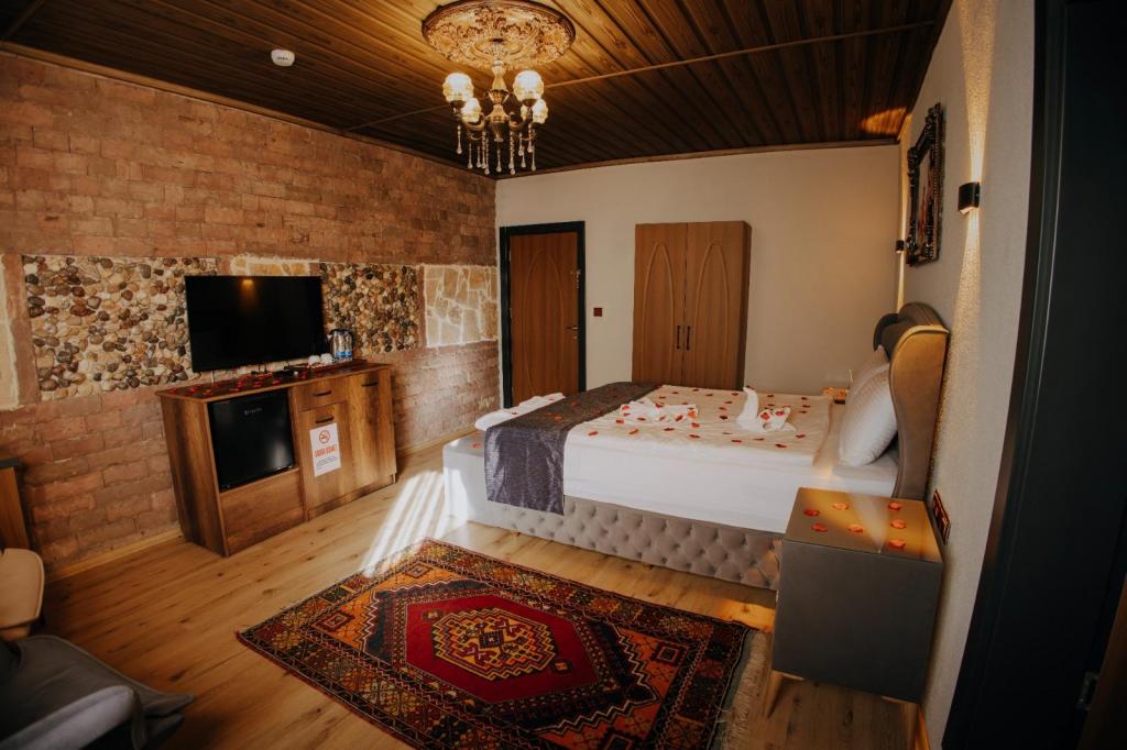 Corner Suite - Jakuzili,Şehir Manzaralı,Balkonlu