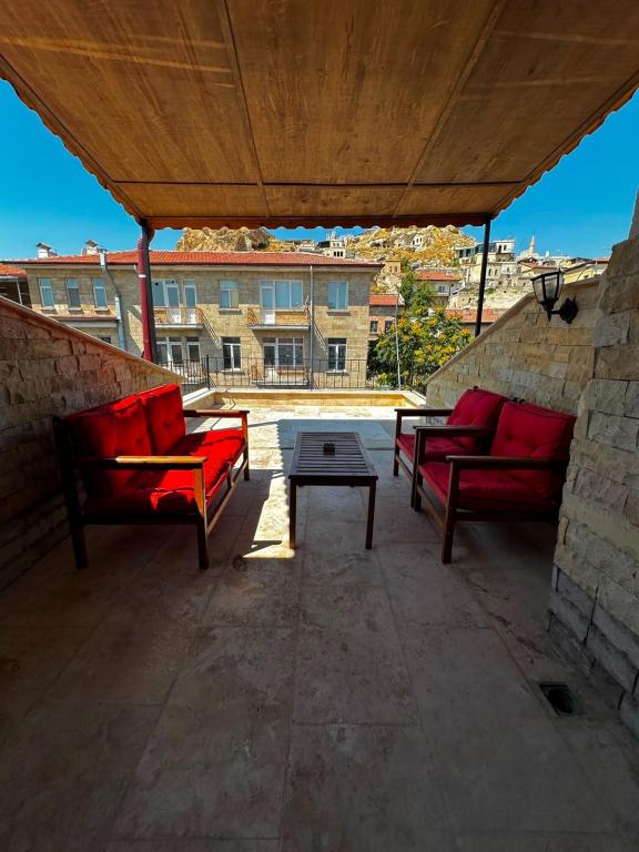 Corner Suite - Jakuzili,Şehir veya Dağ Manzaralı,Balkonlu