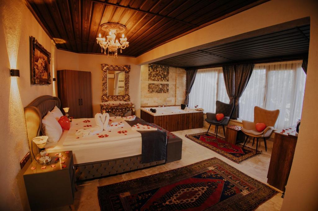 Dark Room with Jakuzzi,Şehir Manzaralı,2. Kat