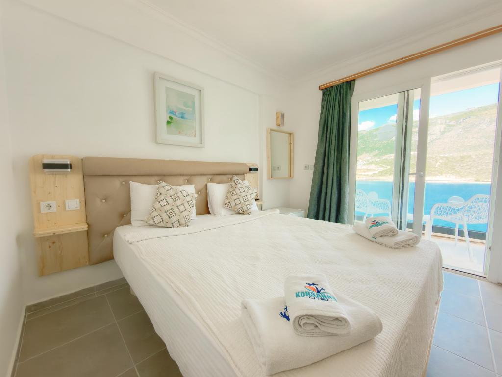 Standart Oda,Deniz Manzaralı,Balkonlu