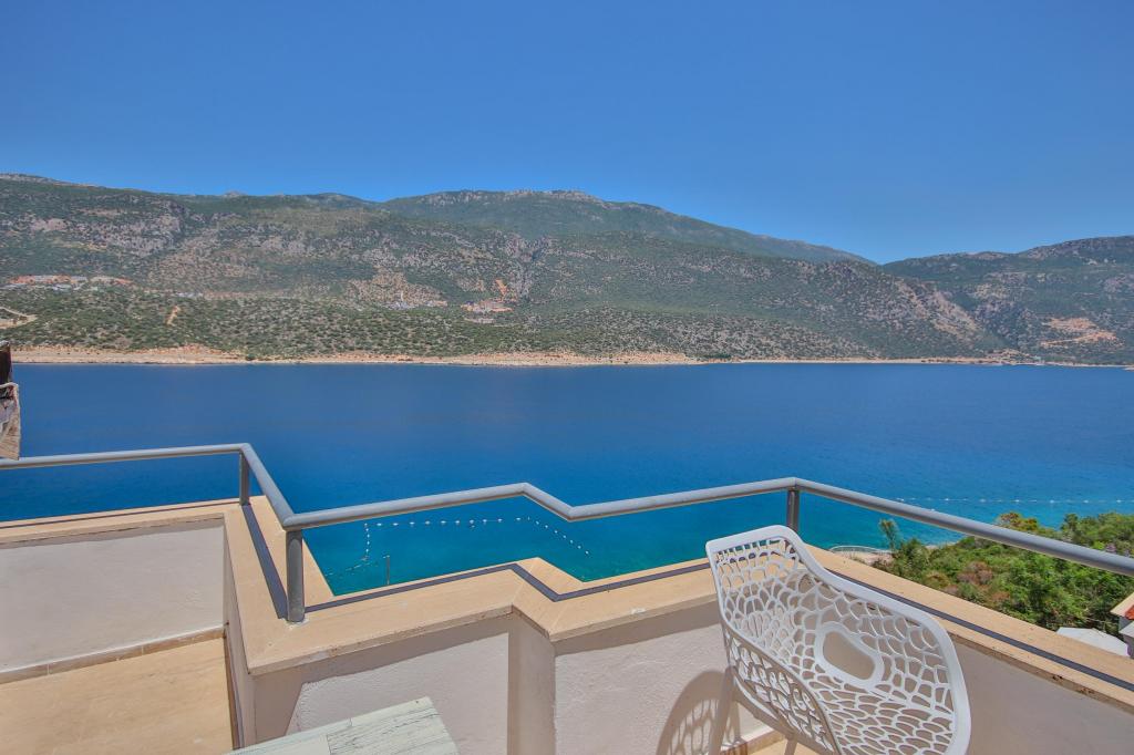 Aile Odası,Deniz Manzaralı,Balkonlu
