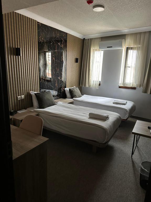 Standart Oda, Şehir Manzaralı