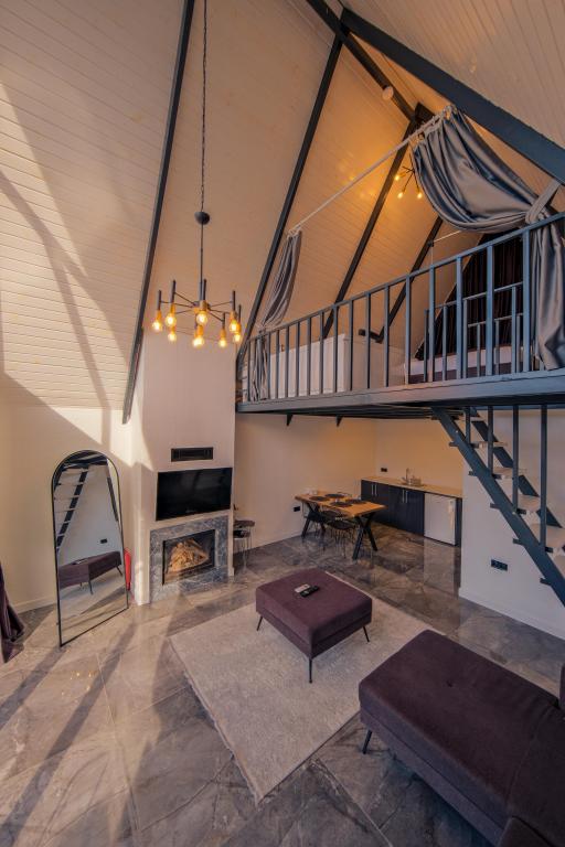 Bungalow,Göl Manzaralı,Isıtmalı Özel Havuzlu