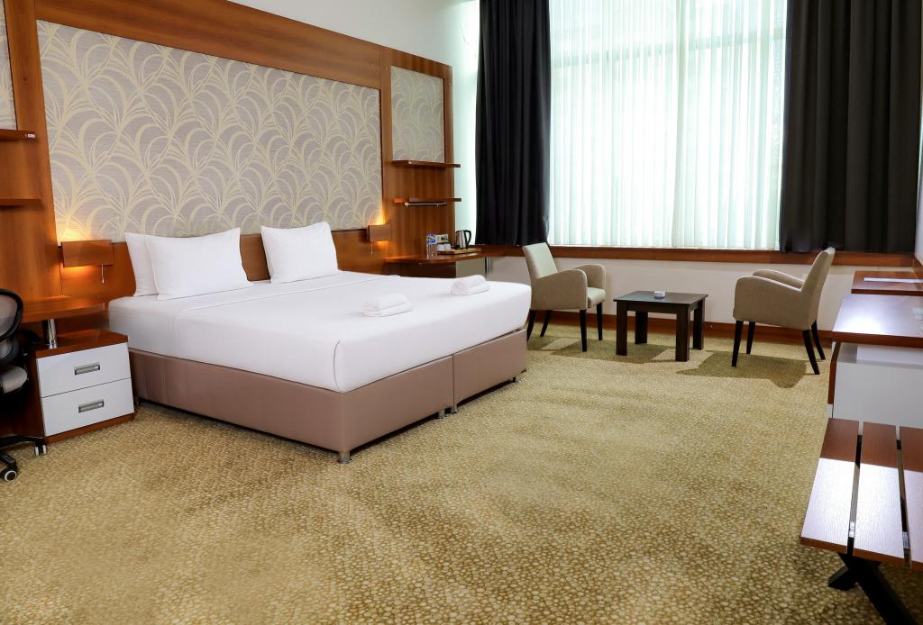 Standart Oda, Şehir Manzaralı