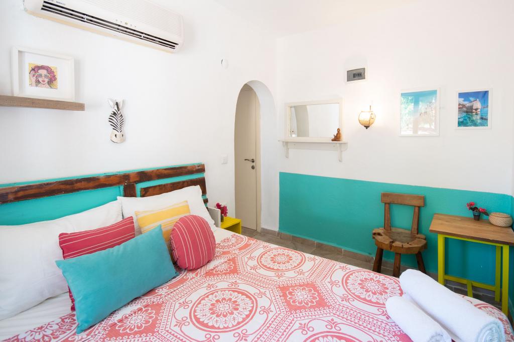 Standart Oda, Cadde Manzaralı