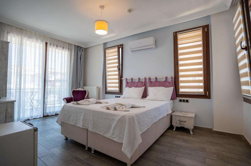 Standart Oda, Dağ Manzaralı (Balkonlu)
