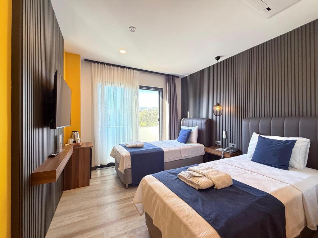 2+1 Daire, Cadde Yada Bahçe Manzaralı (Balkonlu)