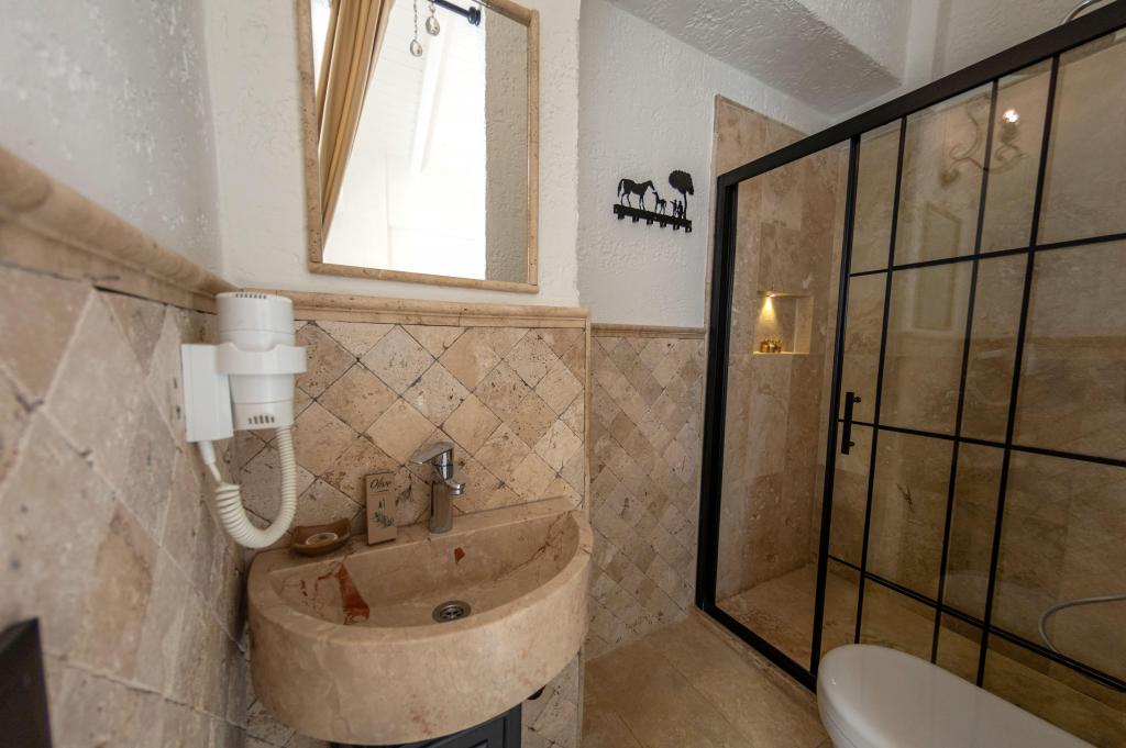 Ekonomik Cumbalı Oda