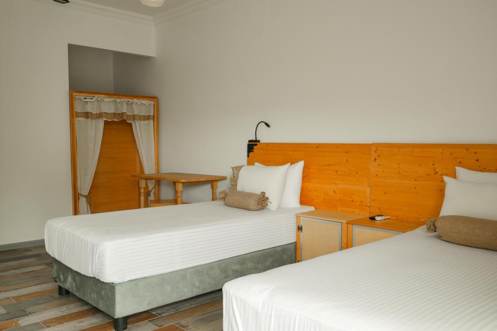 İki Ayrı Yataklı Oda, Bahçe Manzaralı