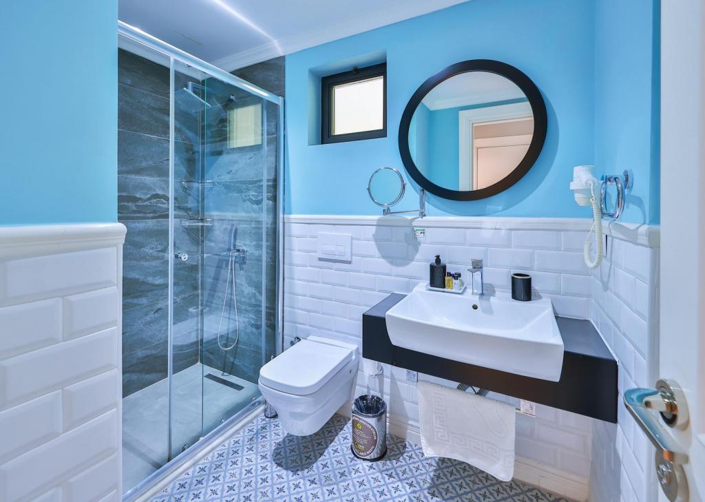 Standart Oda, Şehir Manzaralı (3 Kişilik, Balkonlu)