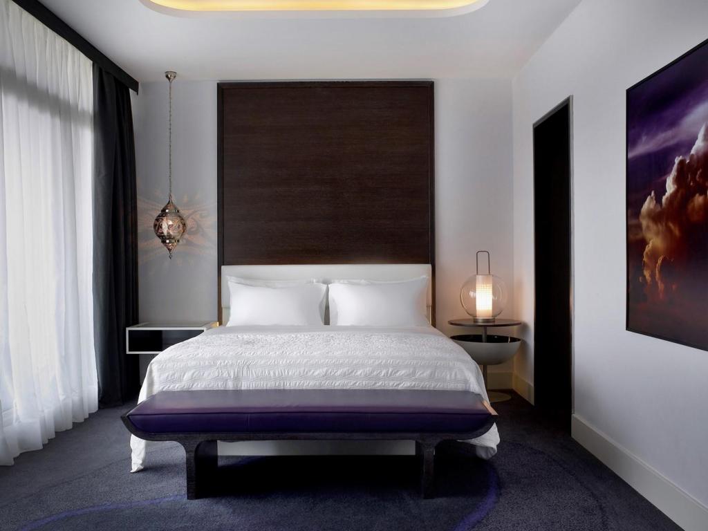 Junior Suite Room, City View (Balcony)