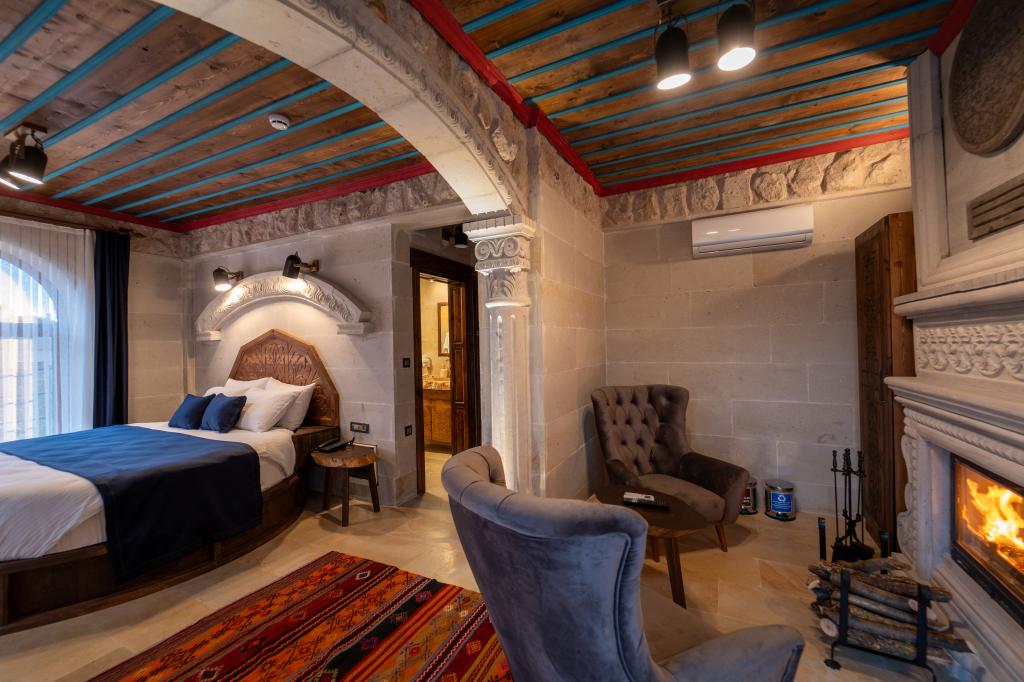 King Suite,Şömineli ve Jakuzili