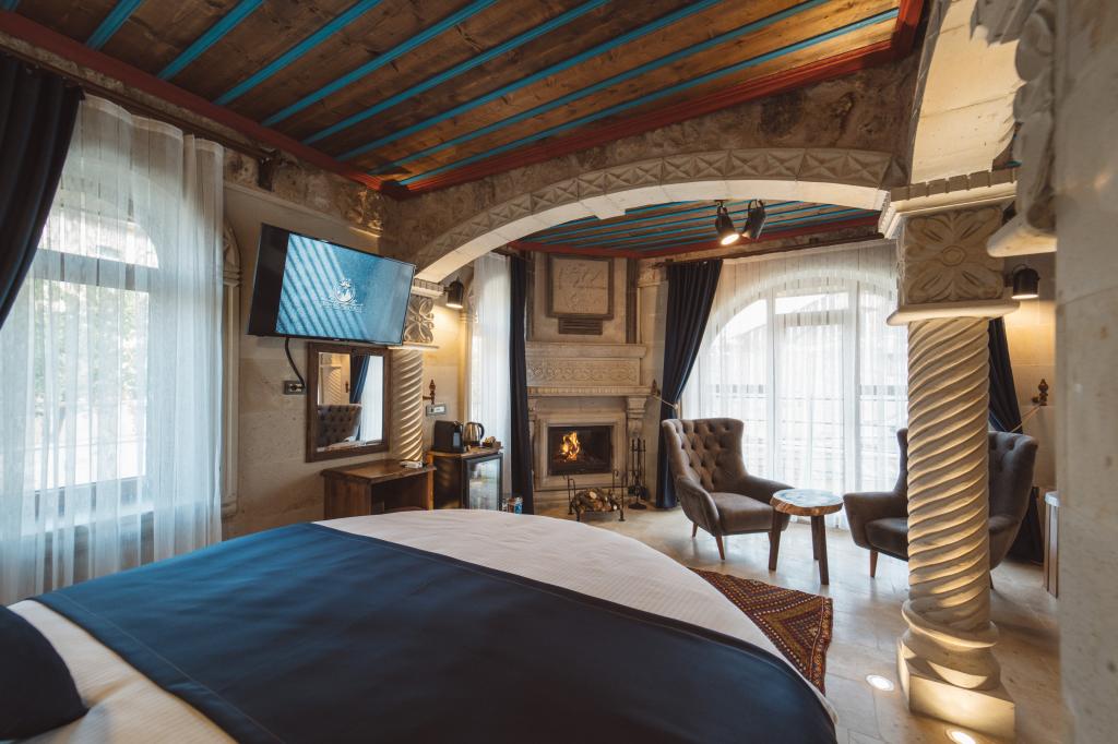 Deluxe Suite,Bahçe Manzaralı,Şömineli ve Jakuzili