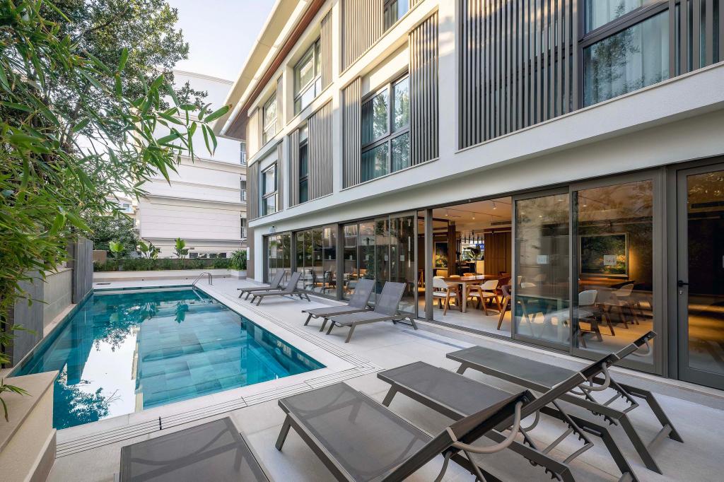 Lei Hotel