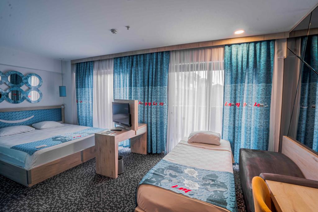 Deluxe Oda, Şehir Veya Dağ Manzaralı