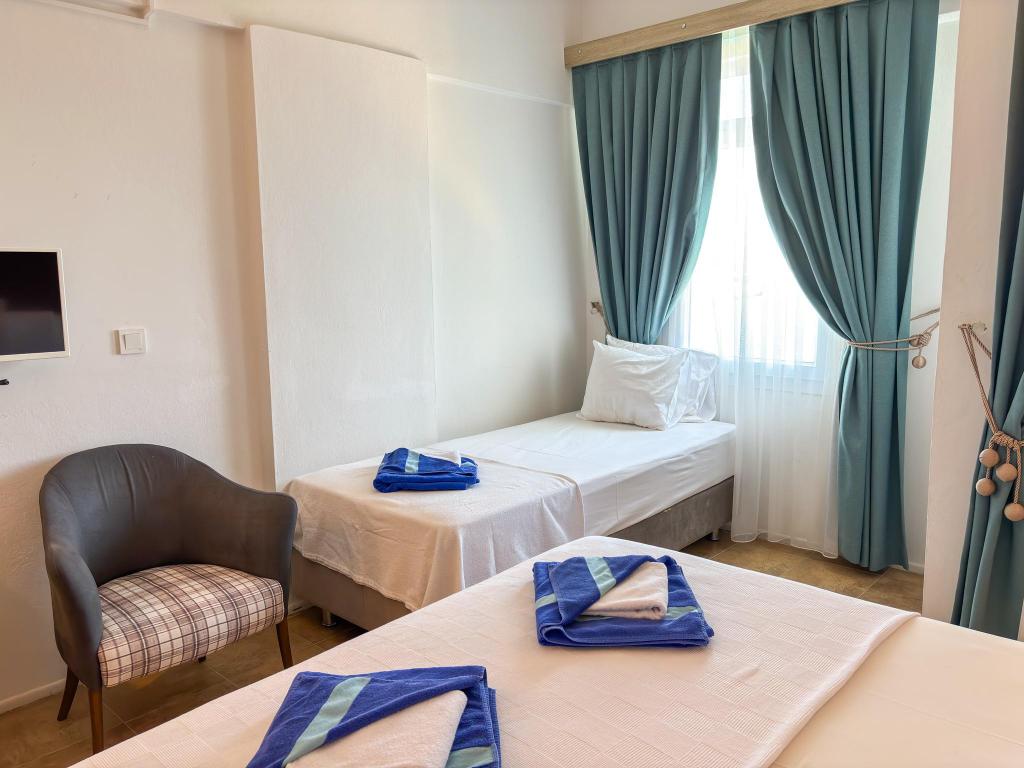 Standart Oda,Deniz Manzaralı,Balkonlu