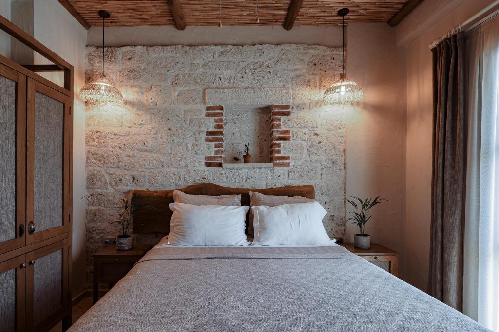 Standard Room (Balcony)