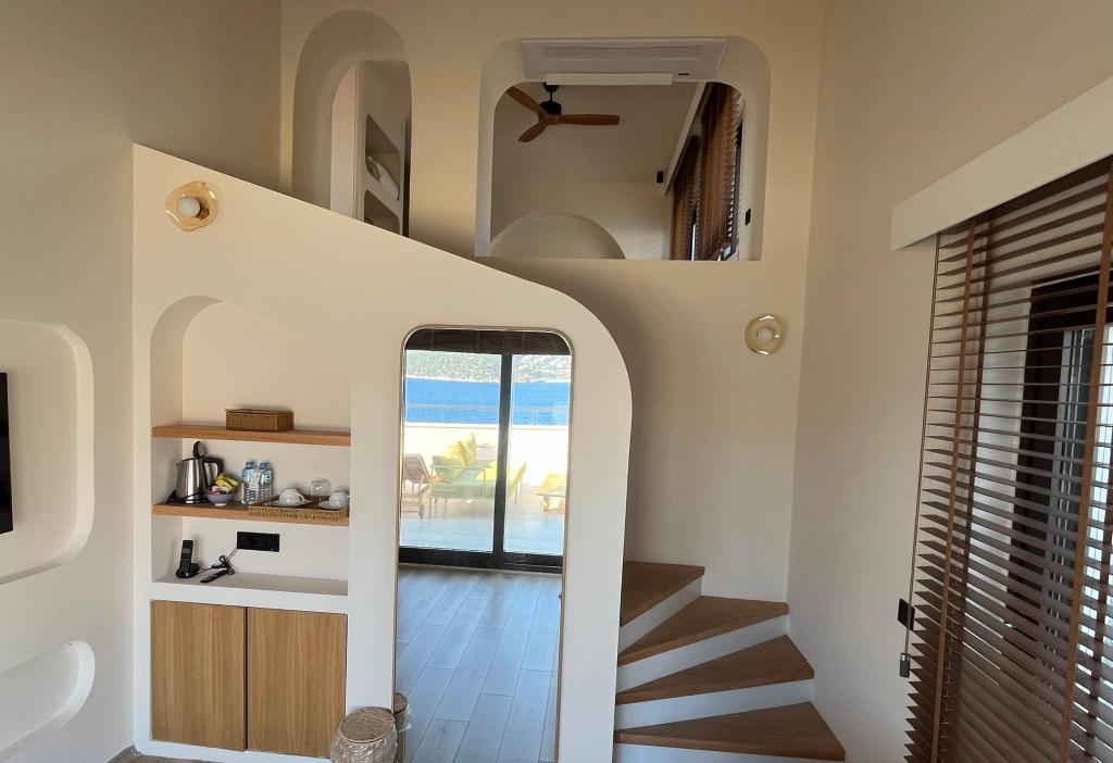 Penthouse Suit,Deniz Manzaralı,Jakuzili