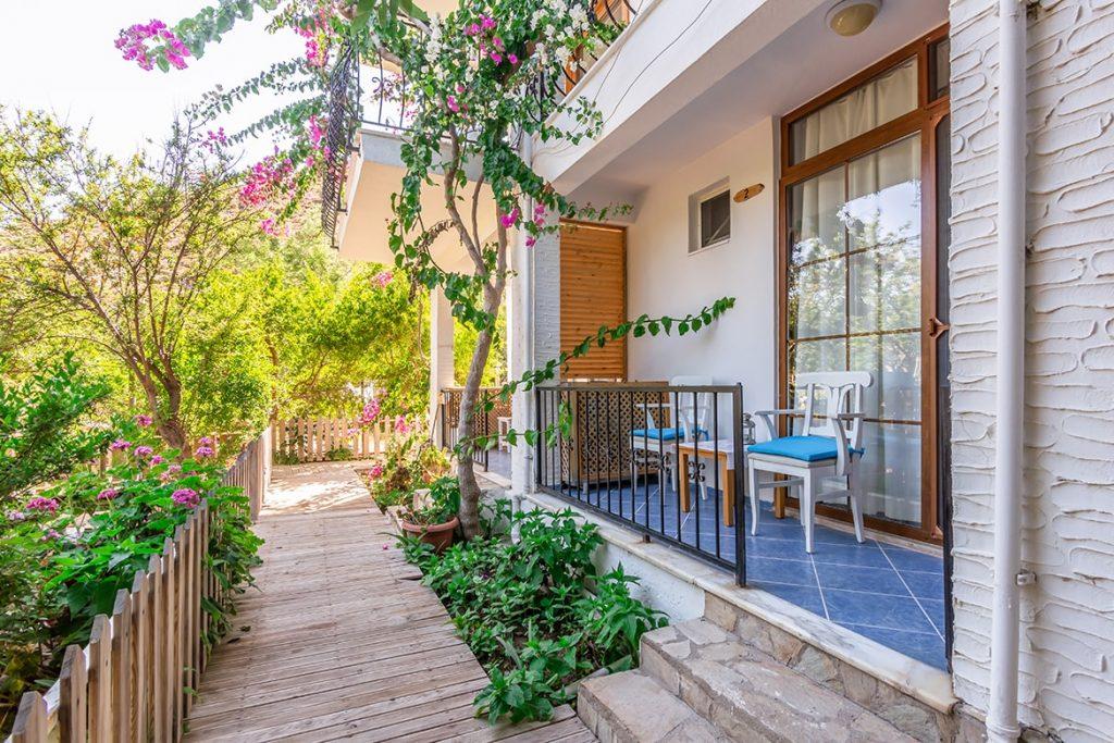 Garden Floor Room, Garden View