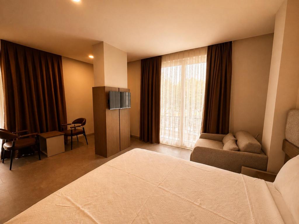 Junior Suite,Göl Manzaralı