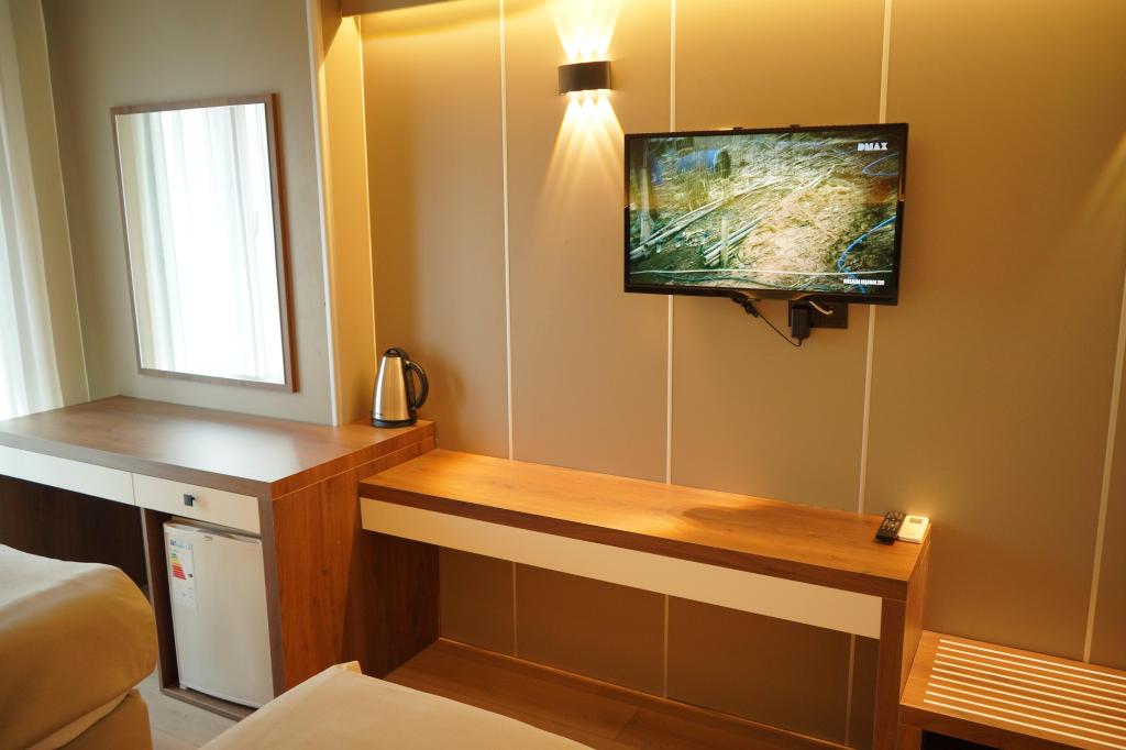 Twin Room, City View