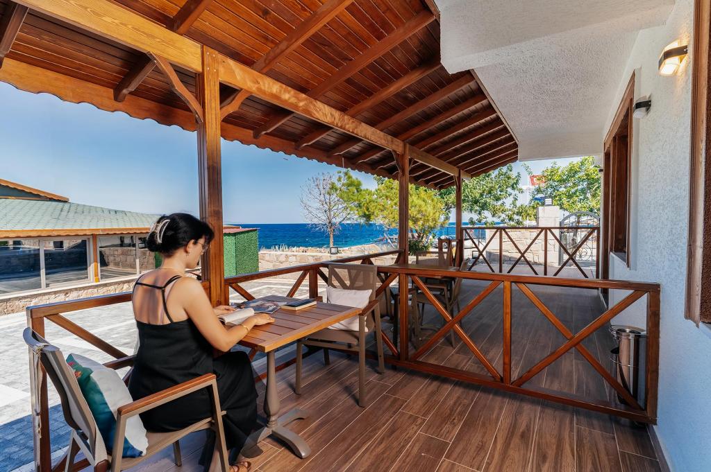 Lion Beach Pansiyon