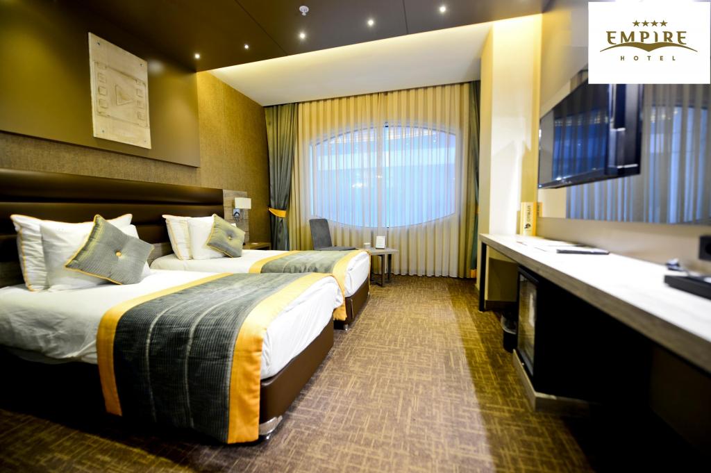 Standart Oda, Şehir Manzaralı