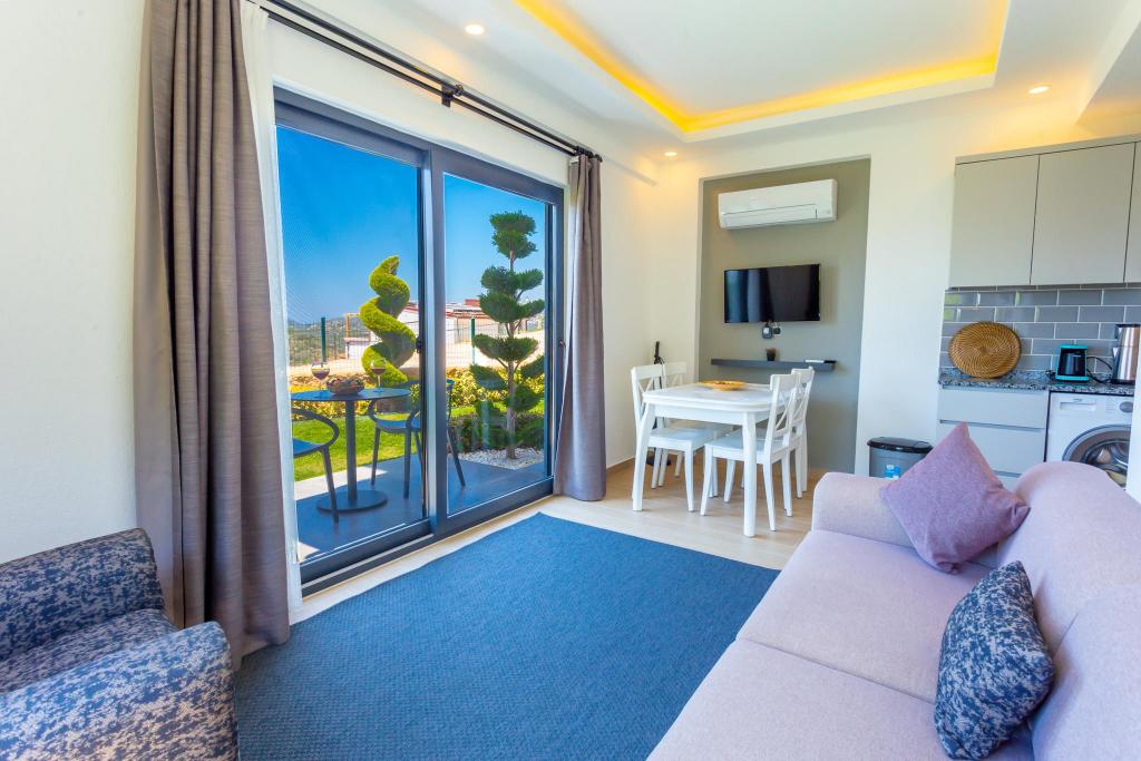 2+1 Suite Beş Kişilik,Bahçe Manzaralı,Bahçe Katı