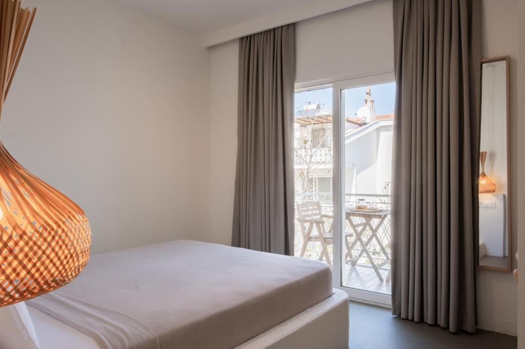 Suit Oda, Şehir Manzaralı (Balkonlu)