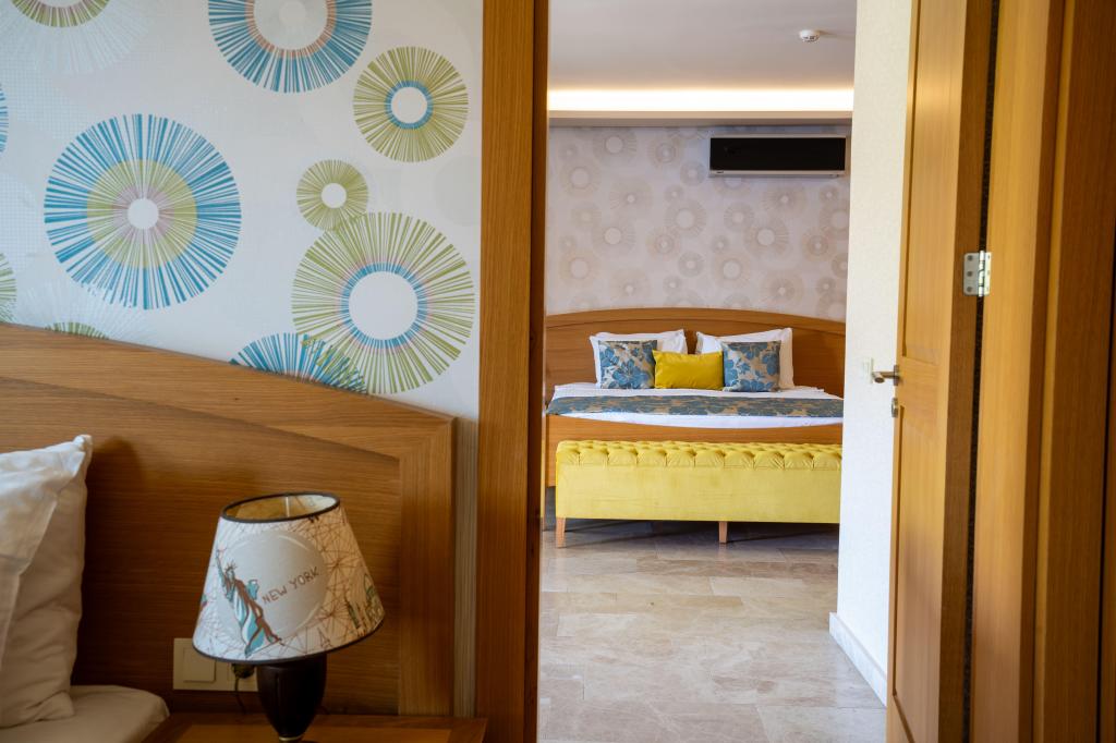 Aile Suit Odası, Deniz Manzaralı