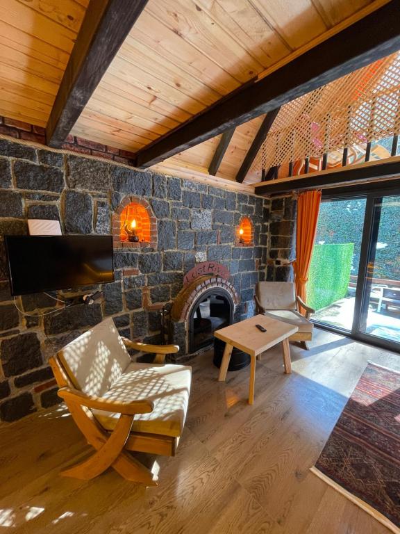 Bungalow,Dere Manzaralı,Jakuzili