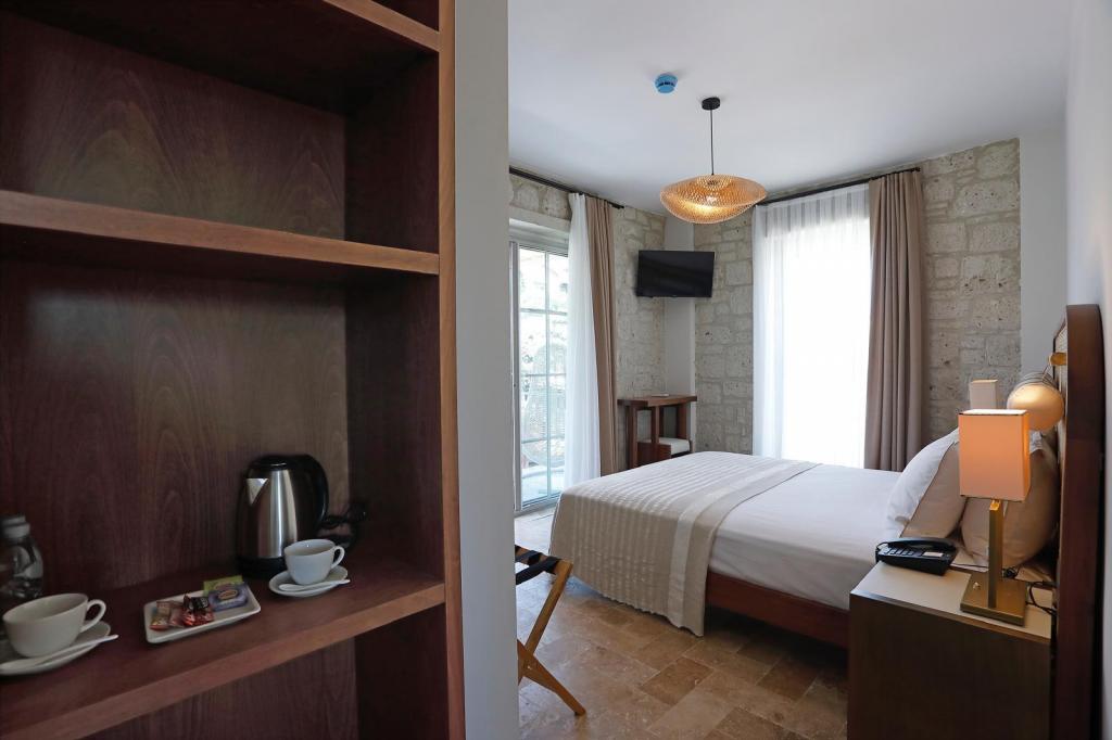 Deluxe Oda, Havuz Manzaralı (Teraslı)