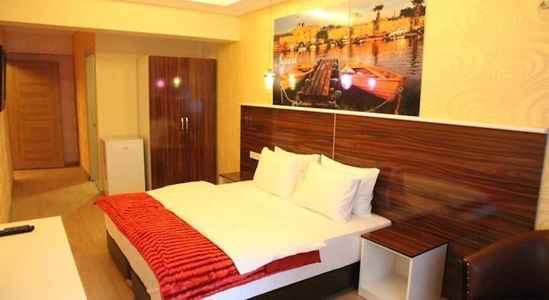Standart Oda, Şehir Manzaralı