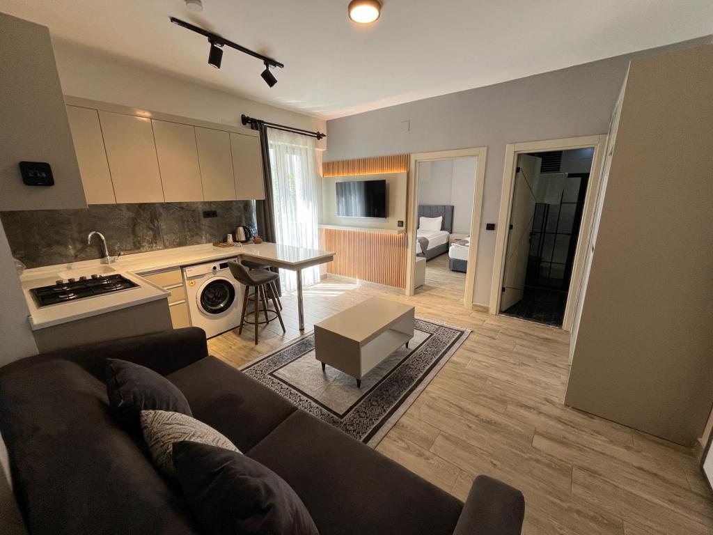 Apartment Flat, Mountain View (Balcony)