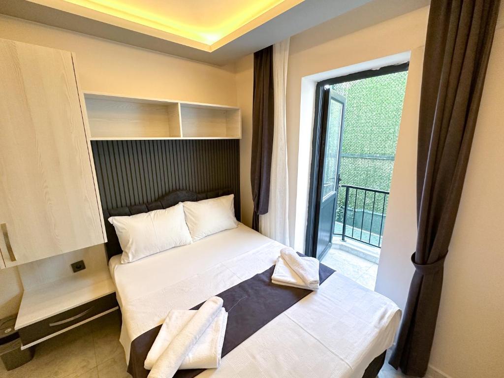 Standard Room (Balcony)