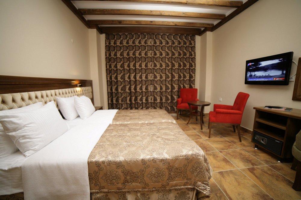 Classic Room, Mountain View (Without Balcony)