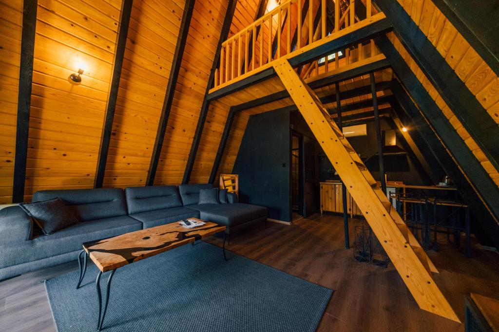 Bungalow,Bahçe Manzaralı,Verandalı