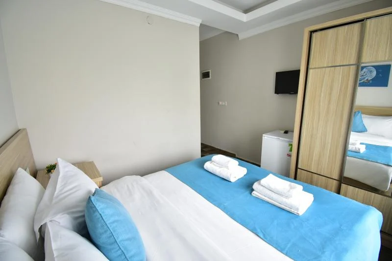 Standart Oda,Kara Manzaralı,Balkonlu