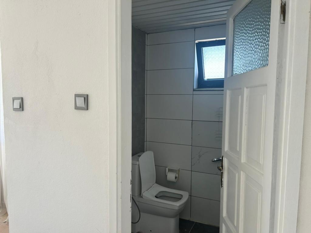 Standart Oda, Cadde Manzaralı (Balkonlu)