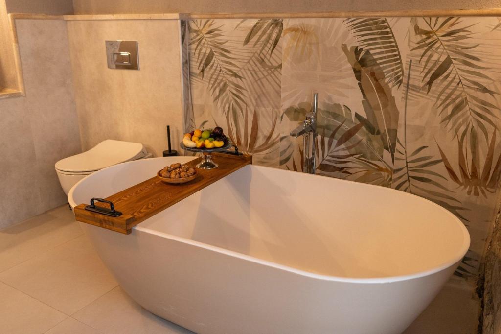 Deluxe Oda,bahçe Veya Sokak Manzaralı,küvetli