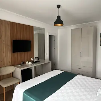 Standart Oda, Bahçe Manzaralı