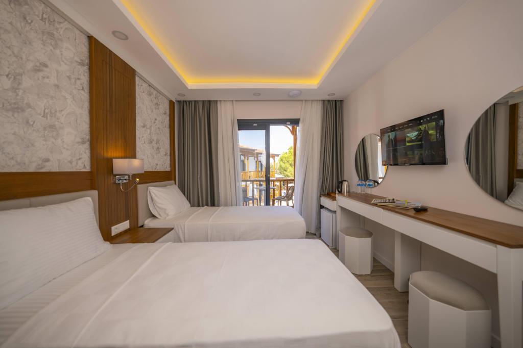 Standard Room, Garden Or Pool View