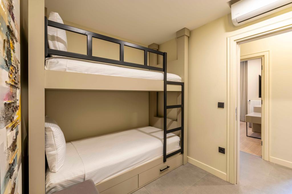 Dubleks Oda, Bahçe Manzaralı