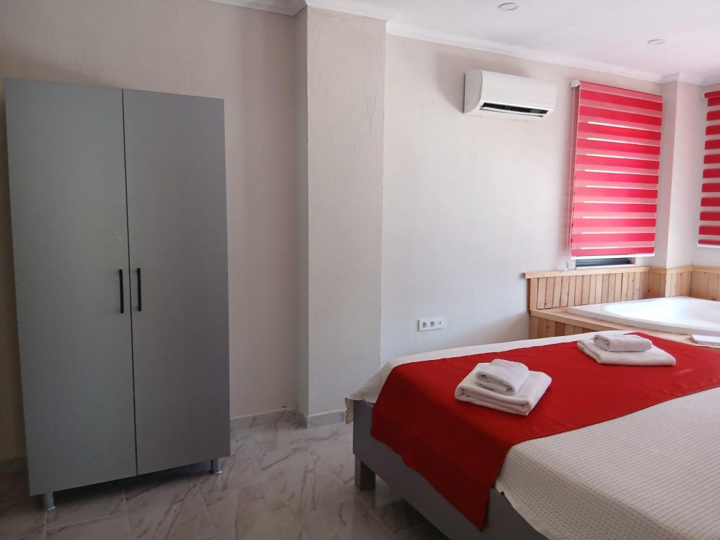 Özel Havuzlu Villa,Bahçe Manzaralı,Özel Havuzlu ve Jakuzili