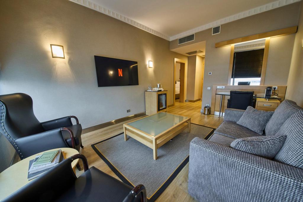 Otel Resmi