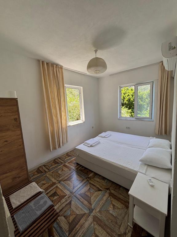 Suite Oda - 2 Kişilik,Deniz veya Bahçe Manzaralı,Klimalı