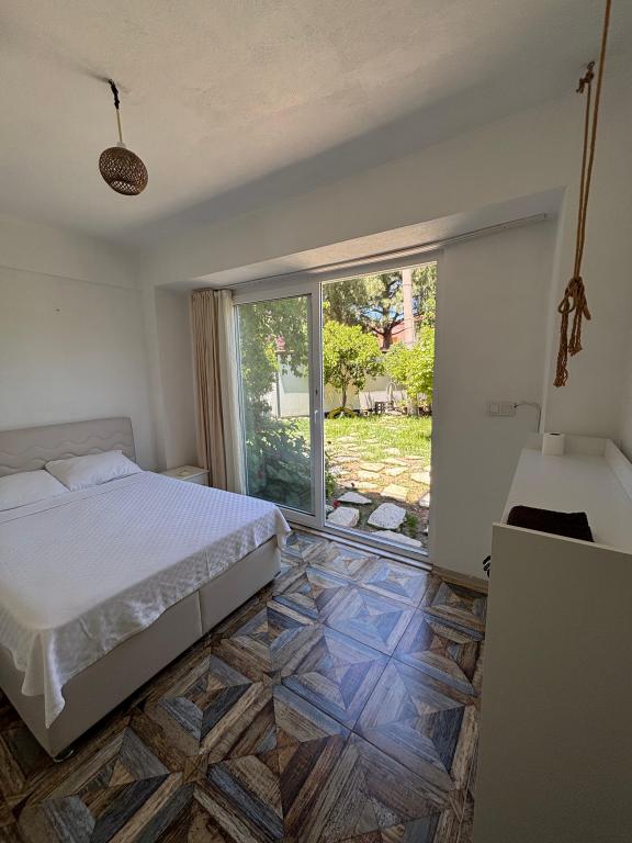 Suite Oda - 2 Kişilik,Deniz veya Bahçe Manzaralı,Klimalı