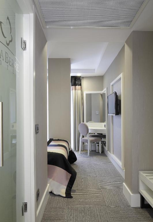 hotel-image