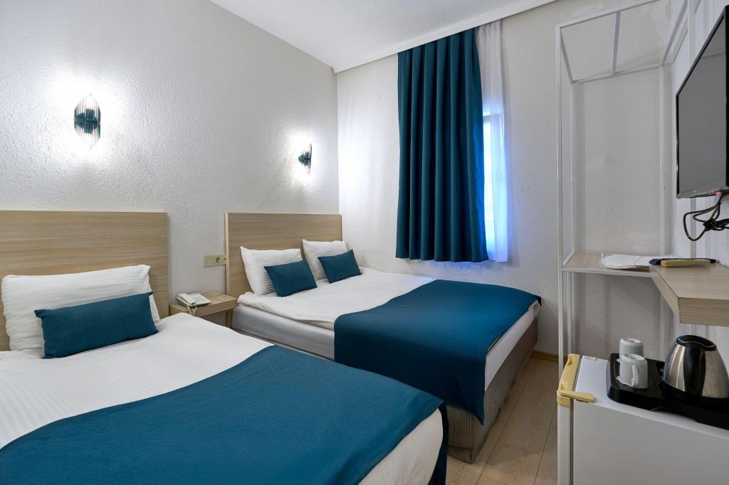 Standart Oda, Şehir Manzaralı (3 Kişilik)